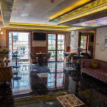 Royal Garden Suite And Hotel Isztambul Kültér fotó